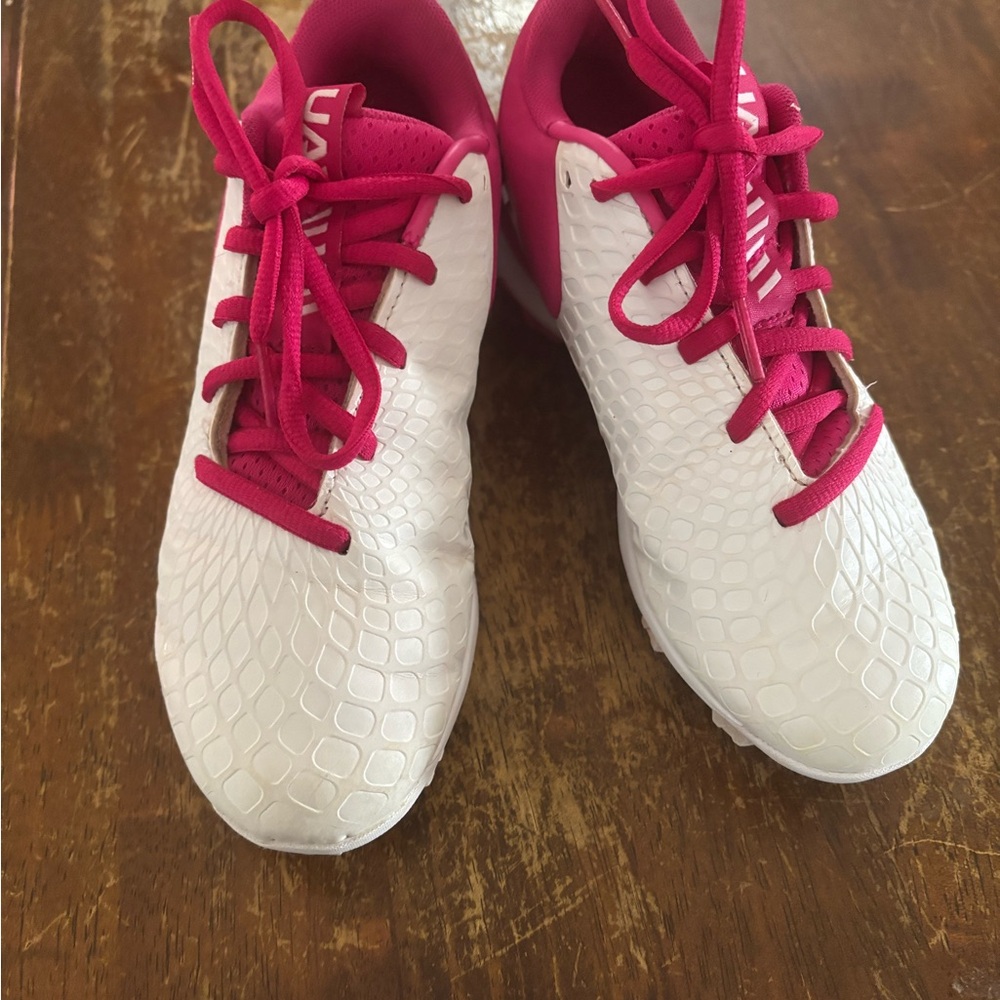 Under Armour Kids Shoes - White and Pink